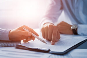 How Benton Accident & Injury Lawyers Can Help After a Bus Accident in Dallas